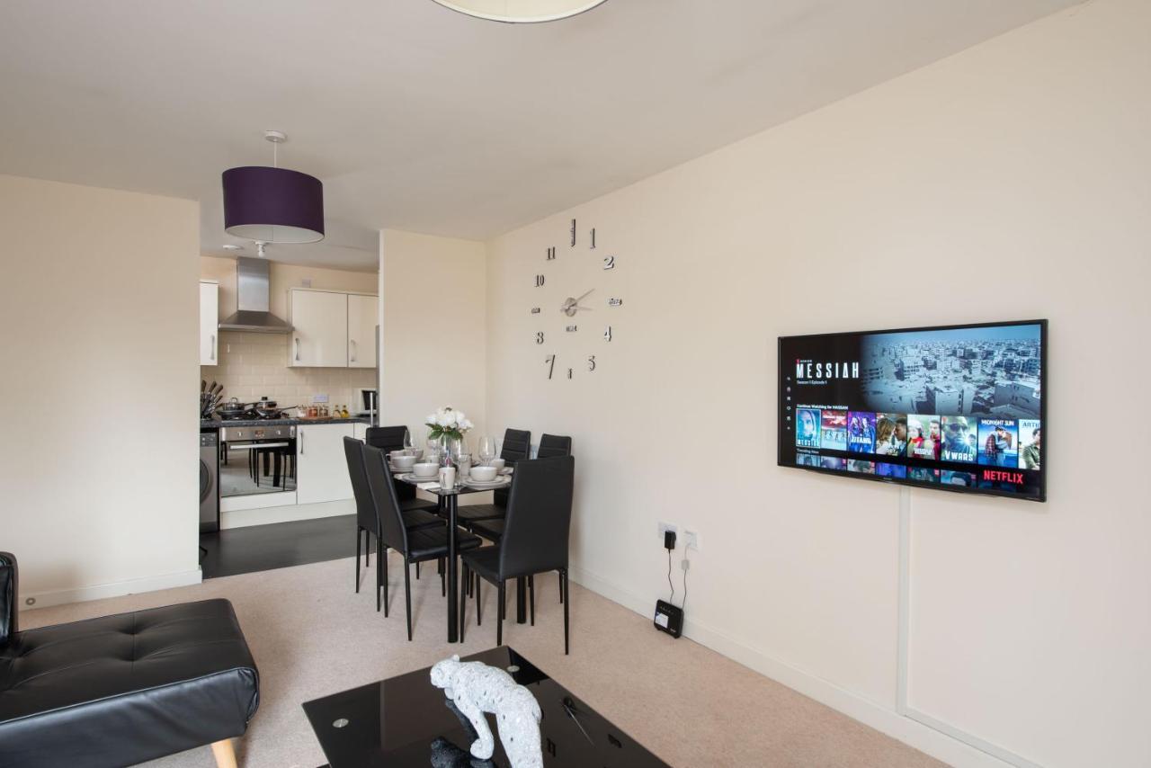 Virexxa Bletchley - Executive Suite - 2Bed Flat With Free Parking Milton Keynes Exterior foto